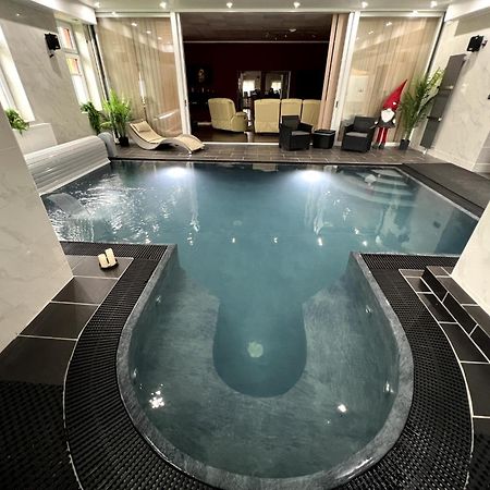 فيلا Haus Mit Pool غروسشوناو المظهر الخارجي الصورة